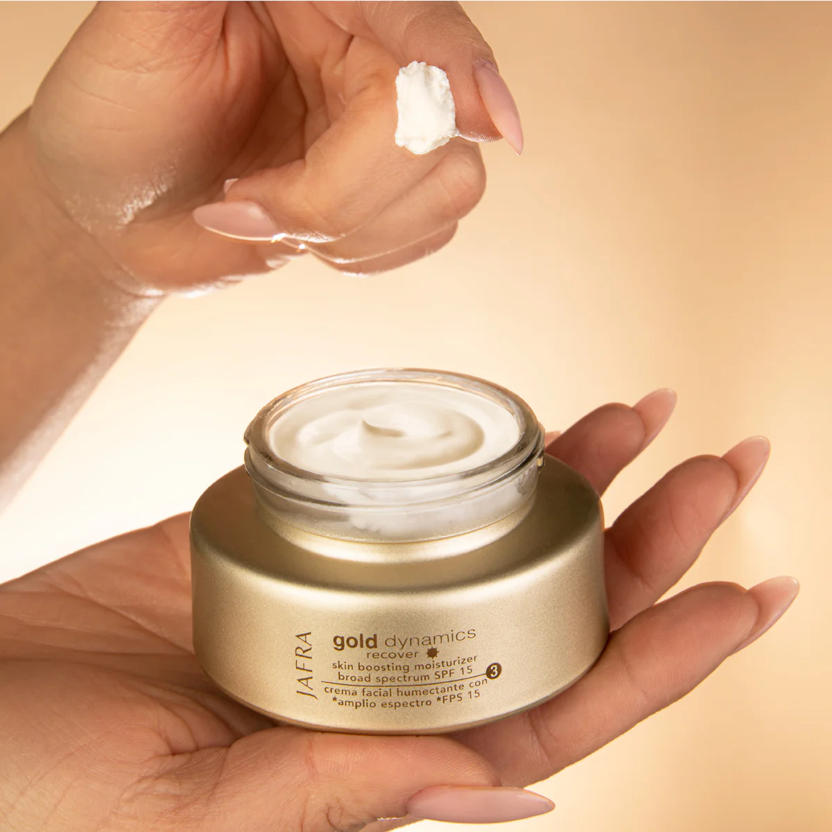 Gold Dynamics Skin Boosting Moisturizer Broad Spectrum SPF 15 - Image 4